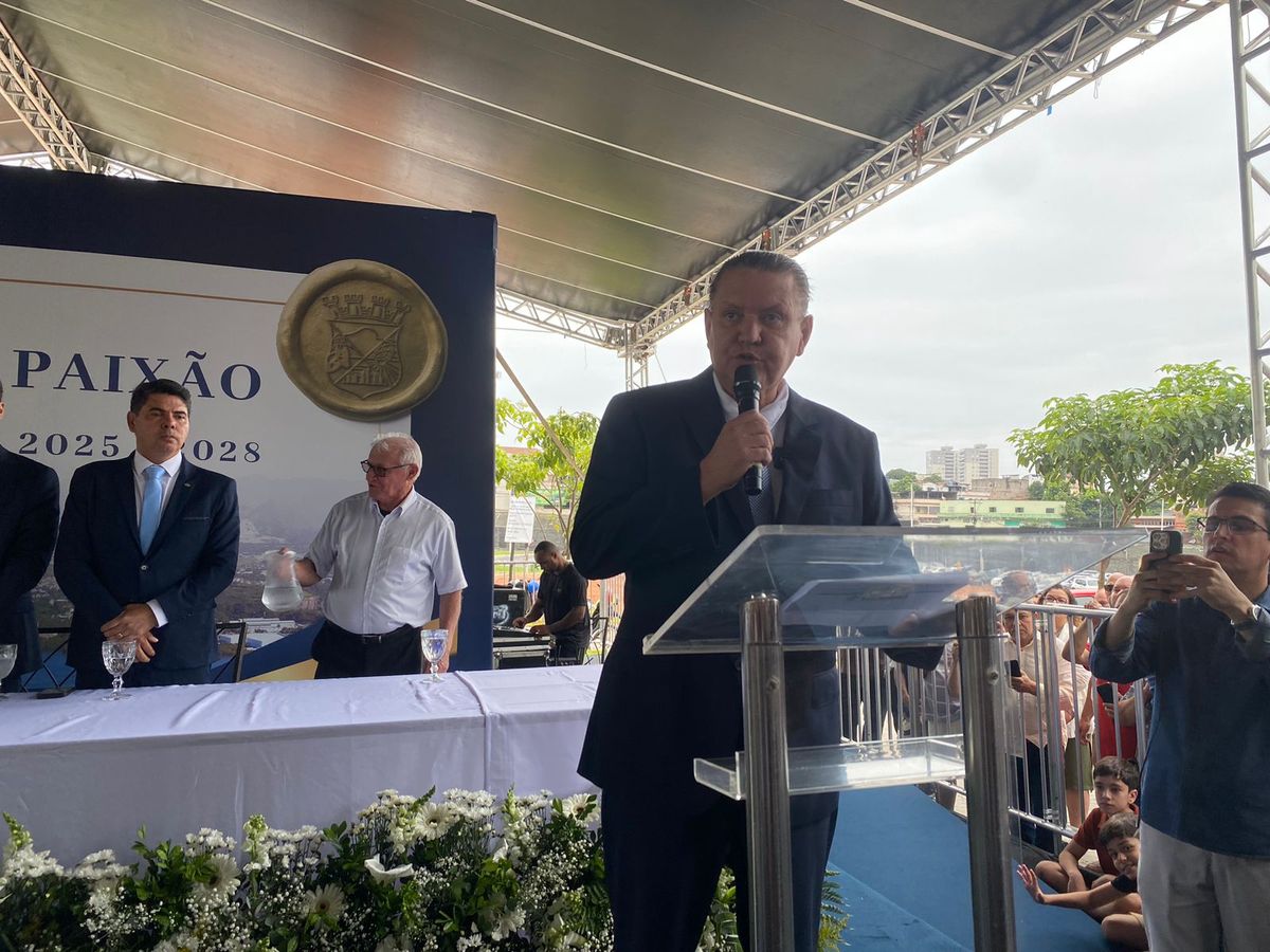 Prefeito Euclério Sampaio toma posse em seu segundo mandato em Cariacica por Tiago Alencar