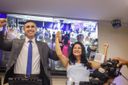 Weverson Meireles toma posse como prefeito da Serra ao lado da vice, Gracimeri Gaviorno