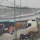 Imagem - Chuva forte causa alagamento em trecho da BR 101 em Viana