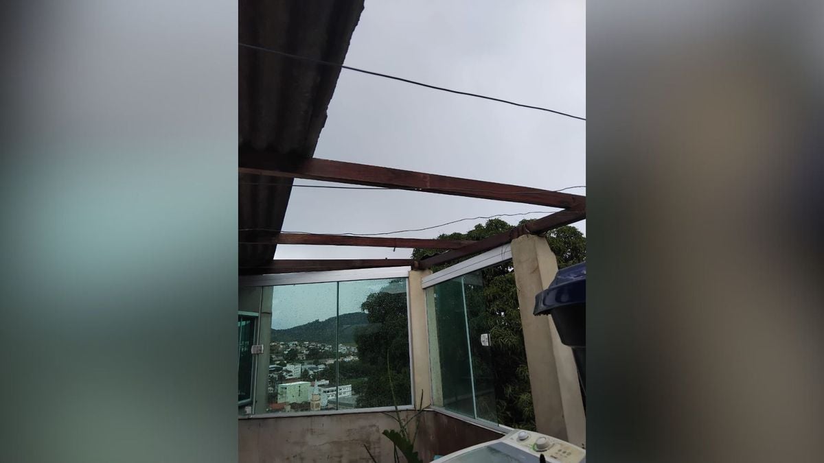 Estragos no bairro Cruzeiro, em João Neiva  por Defesa Civil