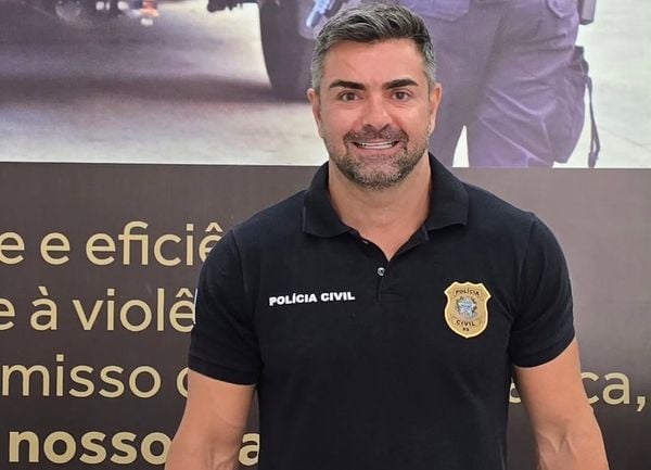 Ex-vereador, o delegado Leandro Piquet volta à Polícia Civil