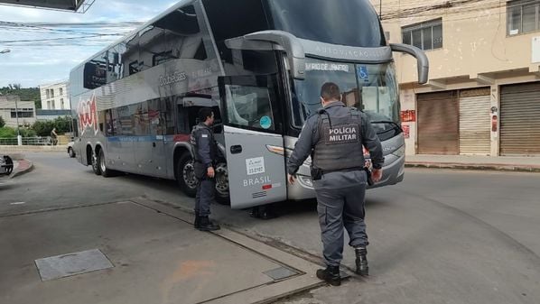 Abordagem ocorreu em um ônibus que saiu do Terminal Rodoviário Novo Rio, na Capital fluminense. Rapaz, de 17 anos, estava a caminho de São José do Calçado