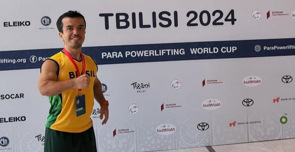 Bruno Carra, paratleta do halterofilismo