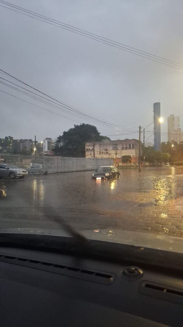 Alagamento em Bento Ferreira por Leitor A Gazeta