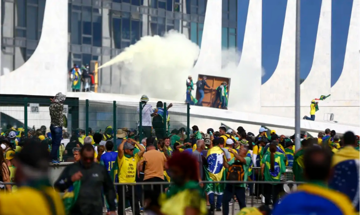 Ataques em 8 de janeiro de 2023, a prédios dos Três Poderes