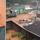 Imagem - Carros são arrastados em inundação causada por chuva em Irupi
