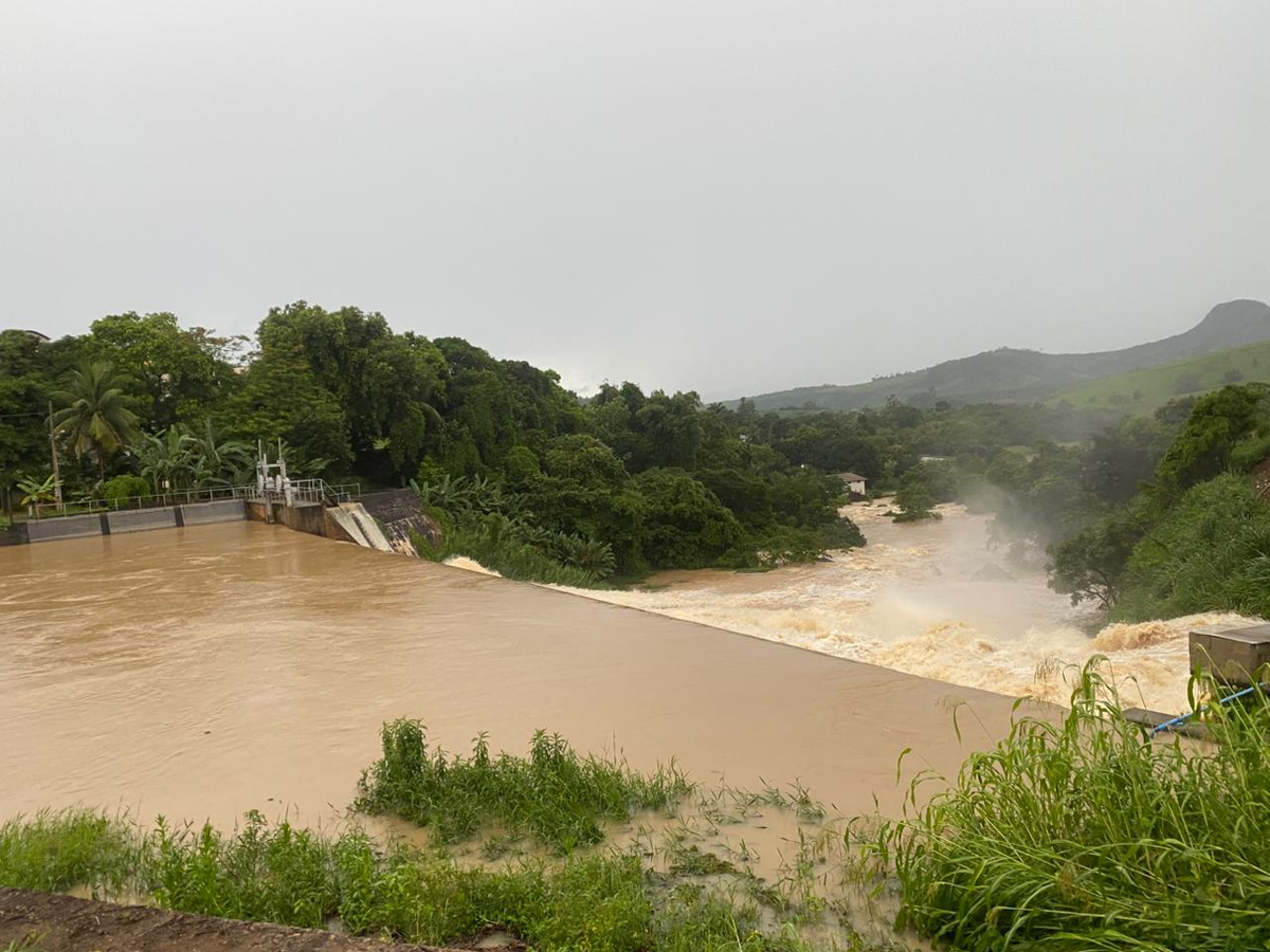 Cidade do ES interrompe fornecimento de água devido à turbidez de rio