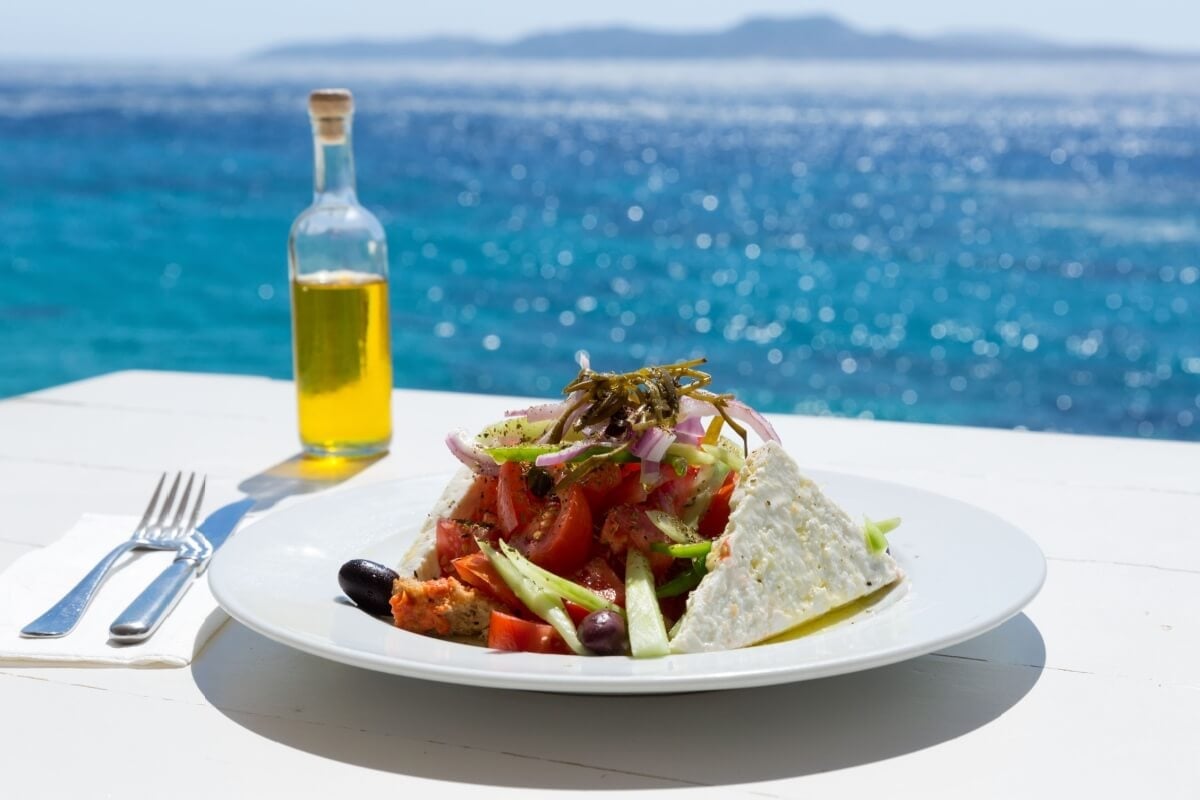 A dieta mediterrânea favorece a saúde e a longevidade (Imagem: Sven Hansche | Shutterstock)