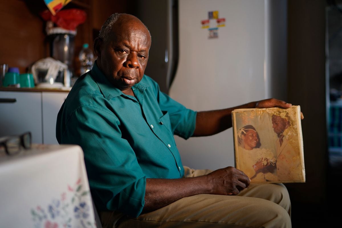 Adilson Inez Frederico, 67, sobrevivente por Fernando Madeira