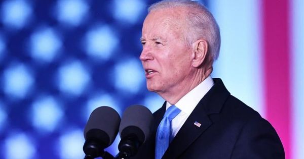 Governo Biden argumenta que Cuba 'não prestou qualquer apoio ao terrorismo internacional nos últimos 6 meses'. Ilha foi retirada da lista em 2015 por Barack Obama e depois reinserida por Donald Trump.