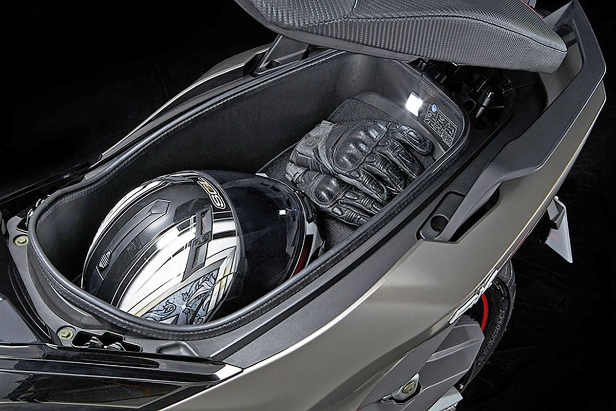 Kymco AK 550 Premium