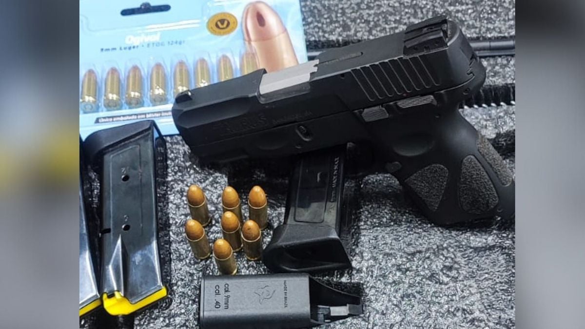 Arma foi localizada 
