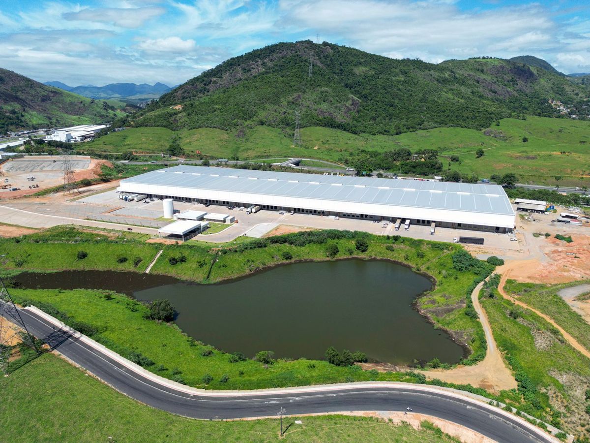 Primeira fase do complexo logístico Raizz Viana