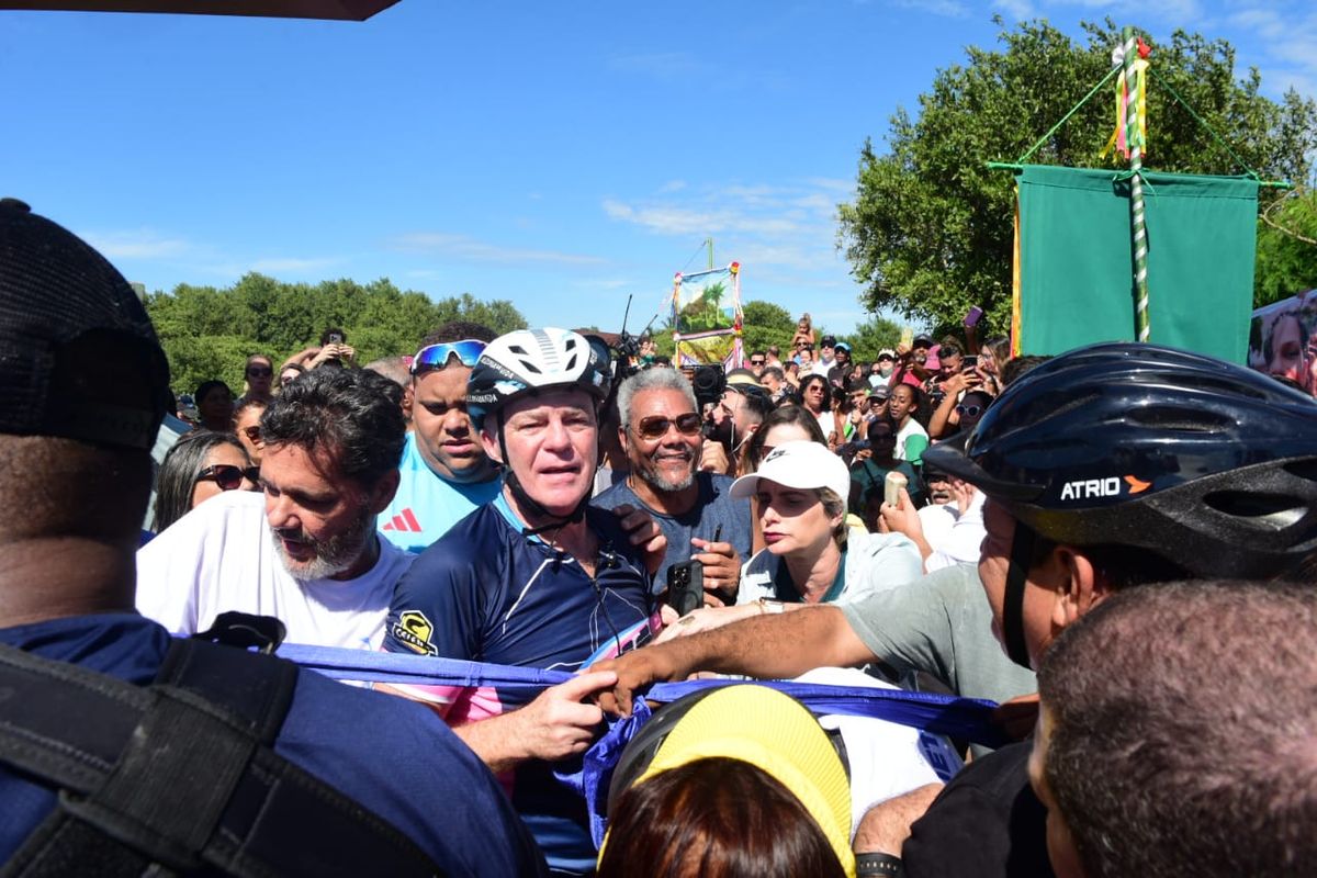 Autoridades marcaram presença neste sábado (18) por Ricardo Medeiros 