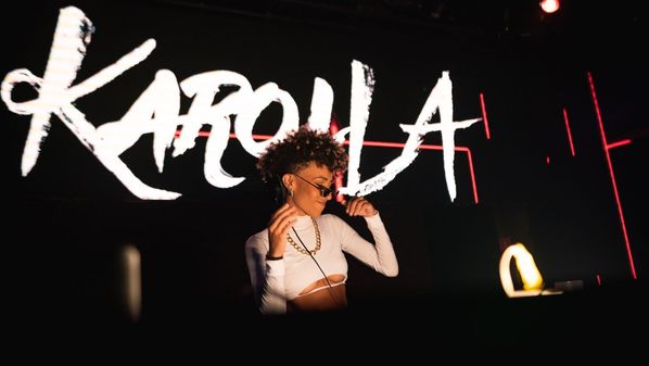 Karolla DJ se apresentou em Melbourne com um set recheado de faixas exclusivas. O Projeto Subúrbio também participou do Funk Parade