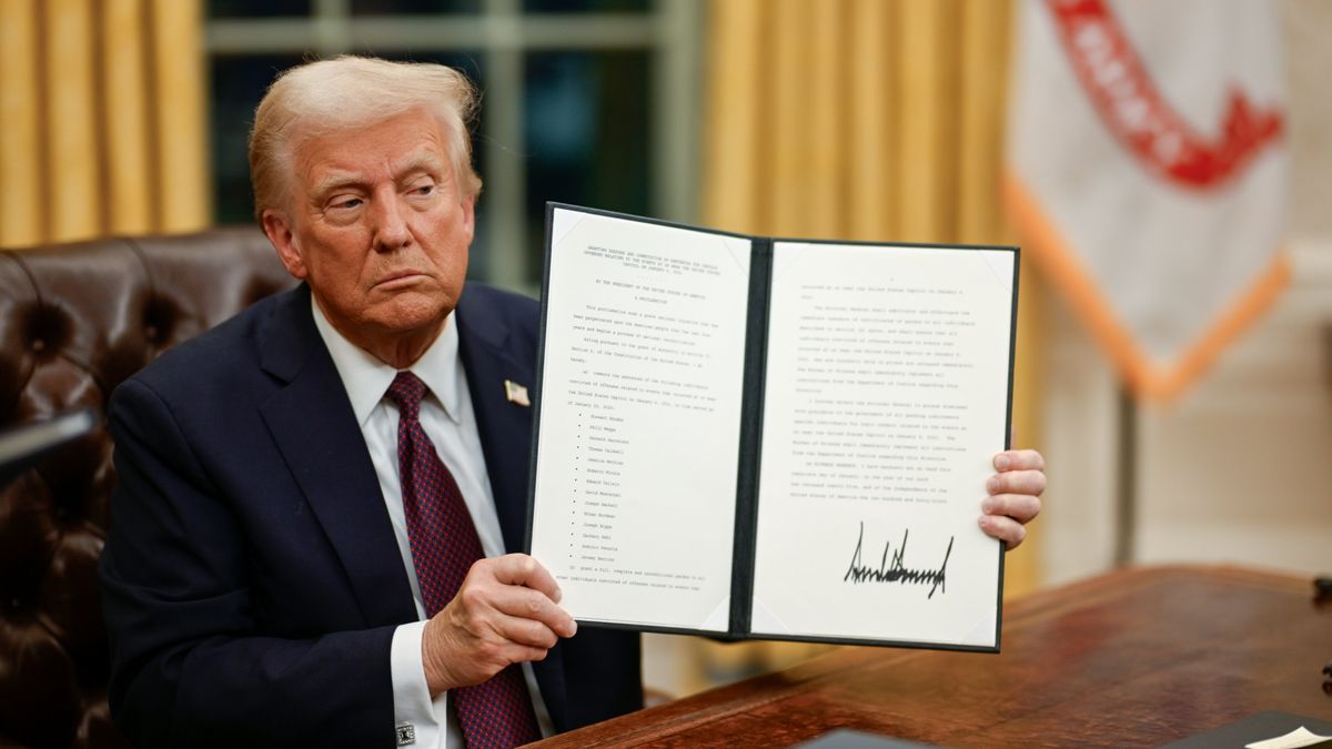 Donald Trump assinou dezenas de ordens executivas no primeiro dia de mandato