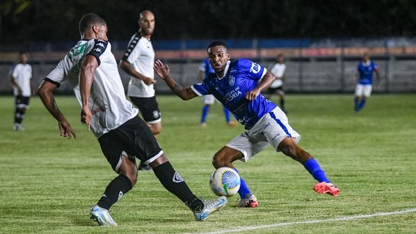 Vitória e Rio Branco se enfrentaram pela Copa Verde no Salvador Costa