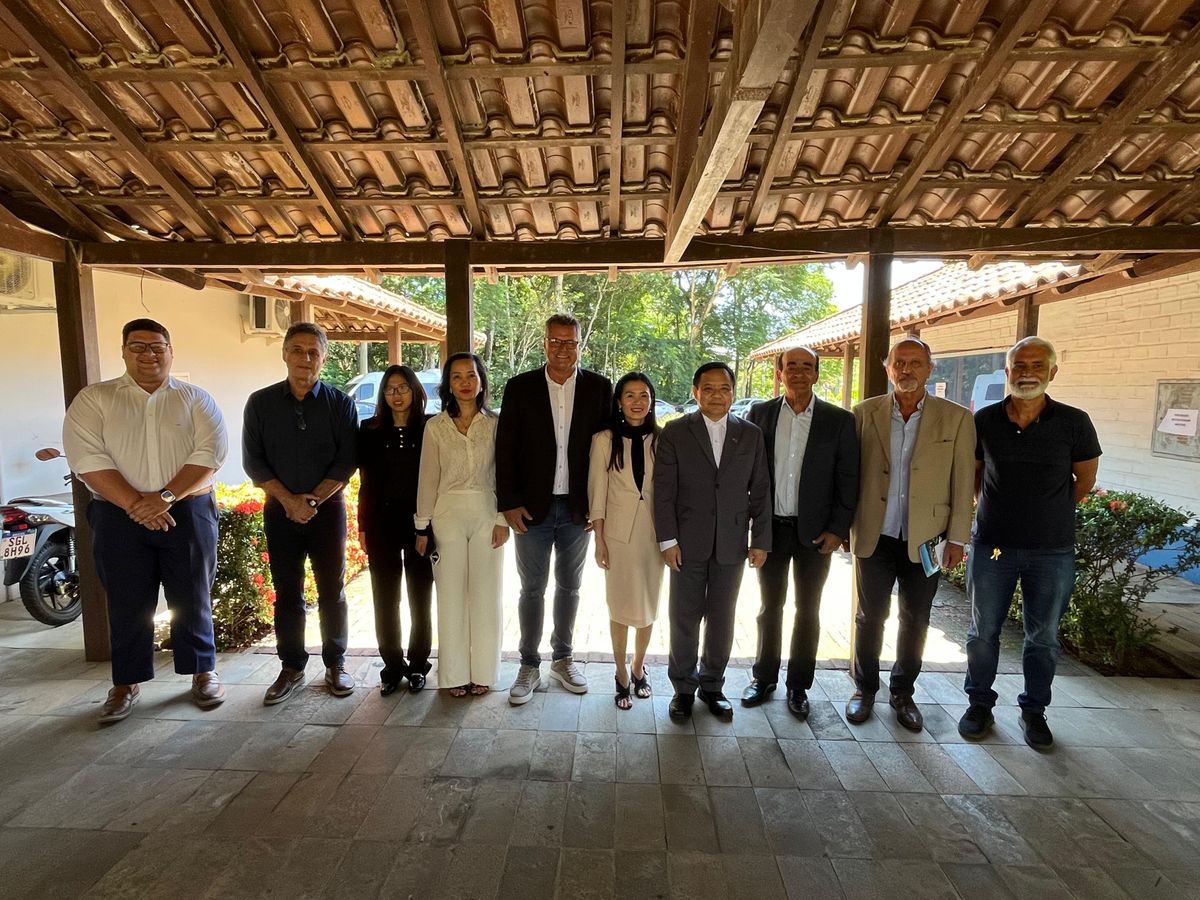 Visita oficial do Embaixador do Vietnã no Brasil, Sr. Bui Van Nghi, ao ES