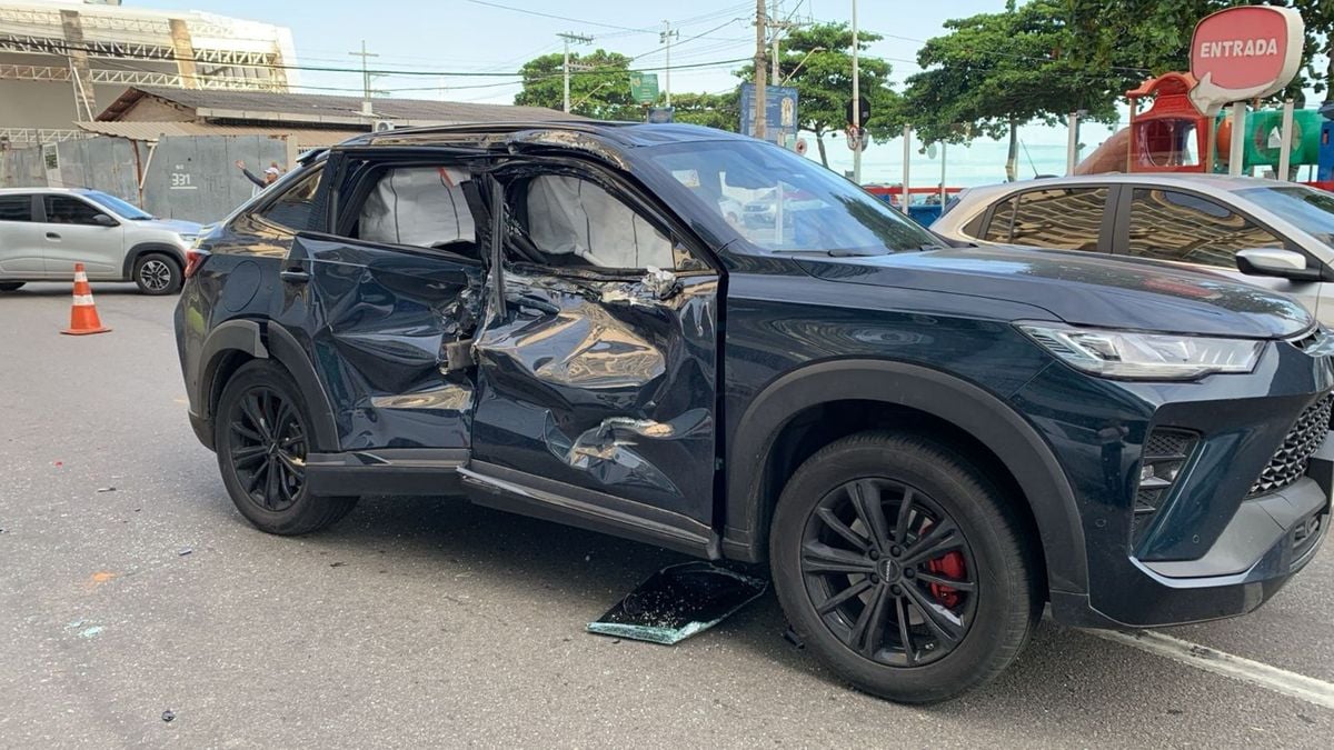 Estado em que ficou o carro Haval Verde após a colisão