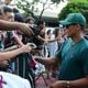Imagem - Torcida comparece e faz festa na recepção do Fluminense em Vitória