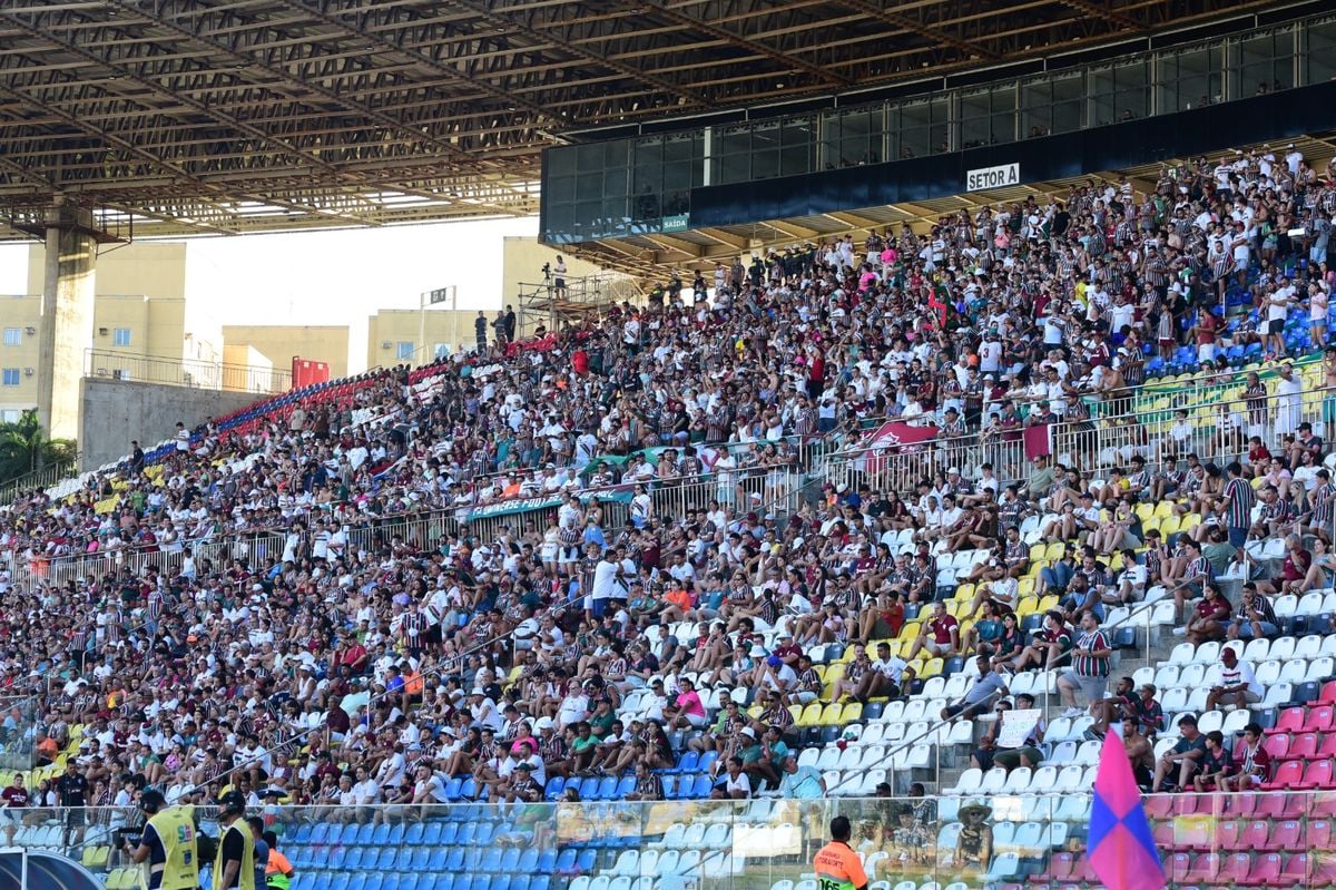 Madureira e Bangu empataram sem gols no Kleber Andrade pelo Campeonato Carioca por Carlos Alberto Silva