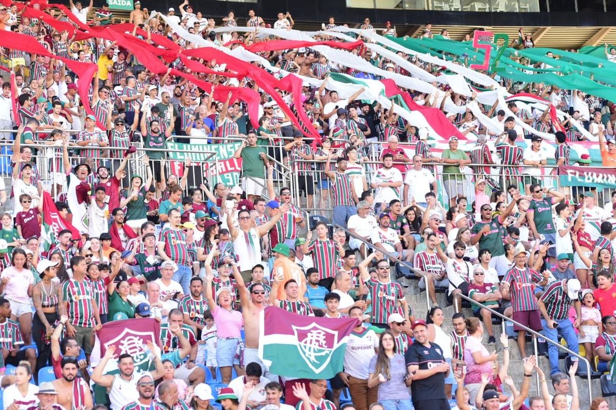 Fluminense e Madureira no Kleber Andrade por Carlos Alberto Silva