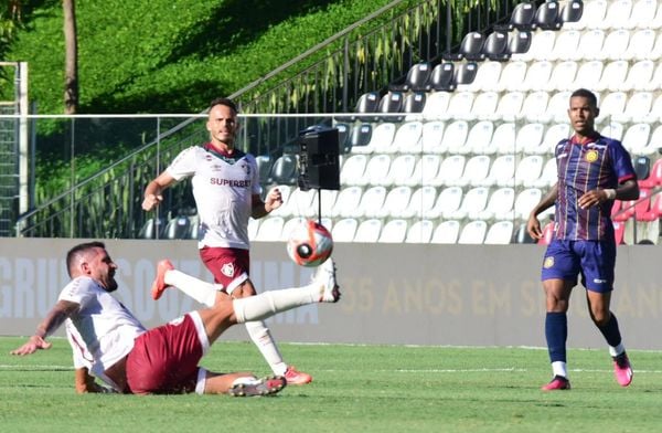 Fluminense e Madureira no Kleber Andrade por Carlos Alberto Silva