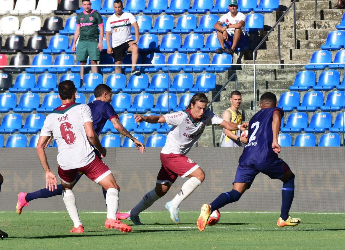 Fluminense e Madureira no Kleber Andrade