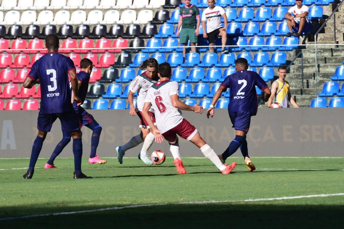 Fluminense e Madureira no Kleber Andrade por Carlos Alberto Silva