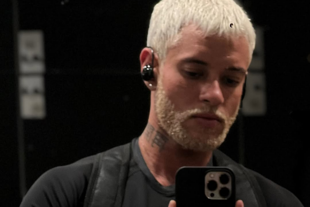 Nick Cruz voltou a trabalhar como pedreiro