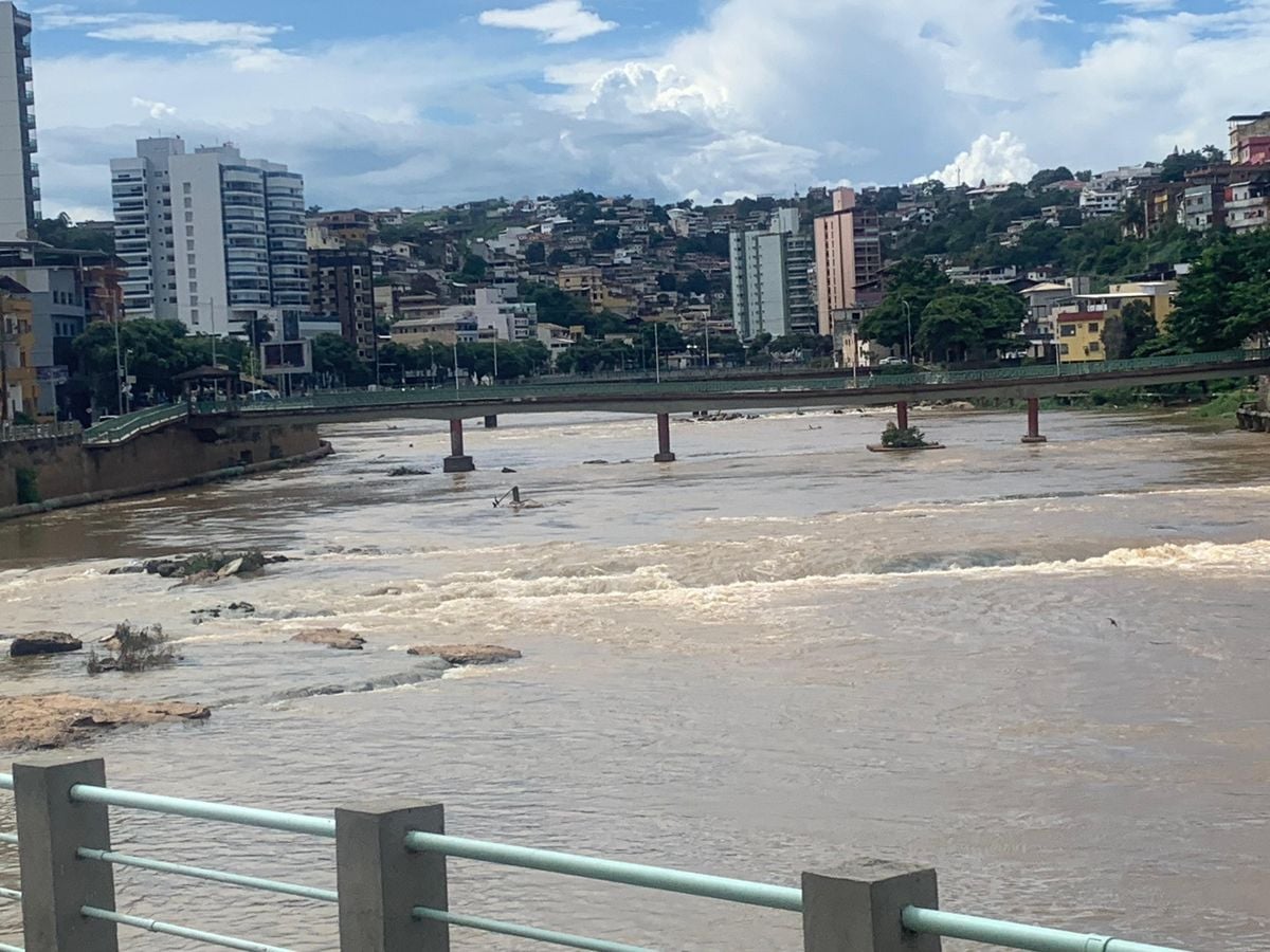 Rio Itapemirim em Cachoeiro de Itapemirim 