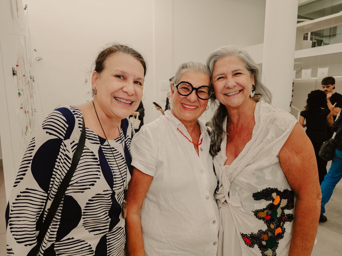 Rosina Villela, Marilia Debbané e Thais Helal 