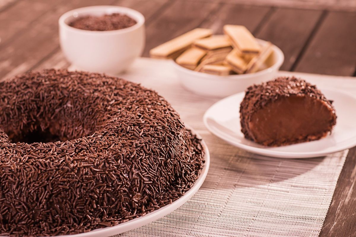 Brigadeirão com wafer