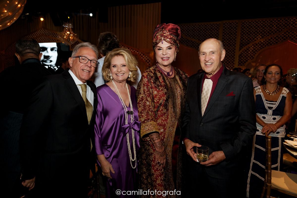 Mario e Solange Herkenhoff, Kafinha e Francisco Junger