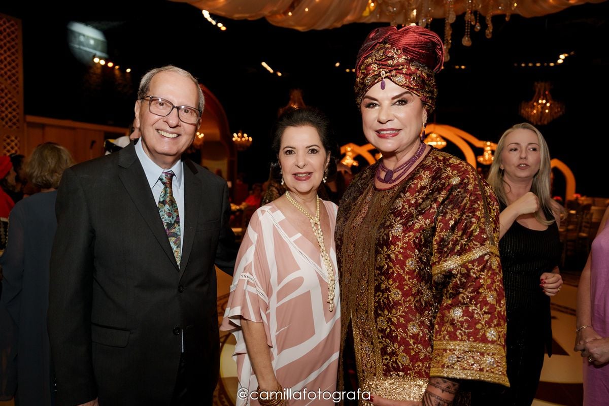 Miguel e Gracinha Sarkis e Kafinha Junger