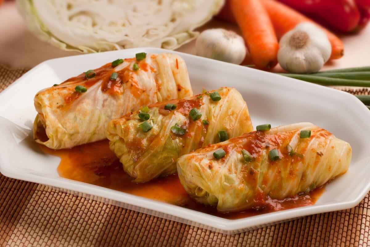 Charutinho de repolho (Imagem: Paulo Vilela | Shutterstock)