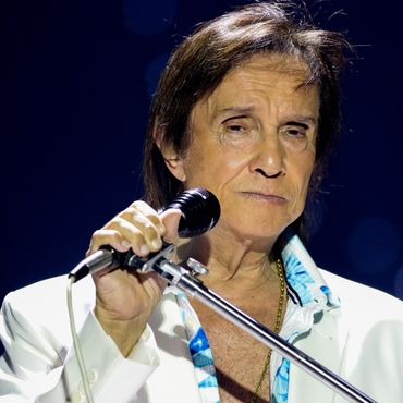 Imagem - Roberto Carlos poderá ter uma emissora de rádio para tocar as suas músicas