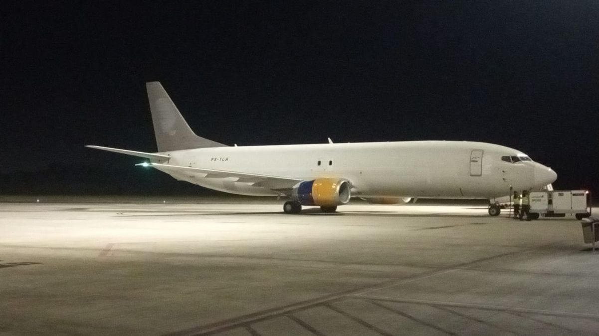 O cargueiro matrícula PS-TLH pousou pela primeira vez no Aeroporto de Vitória