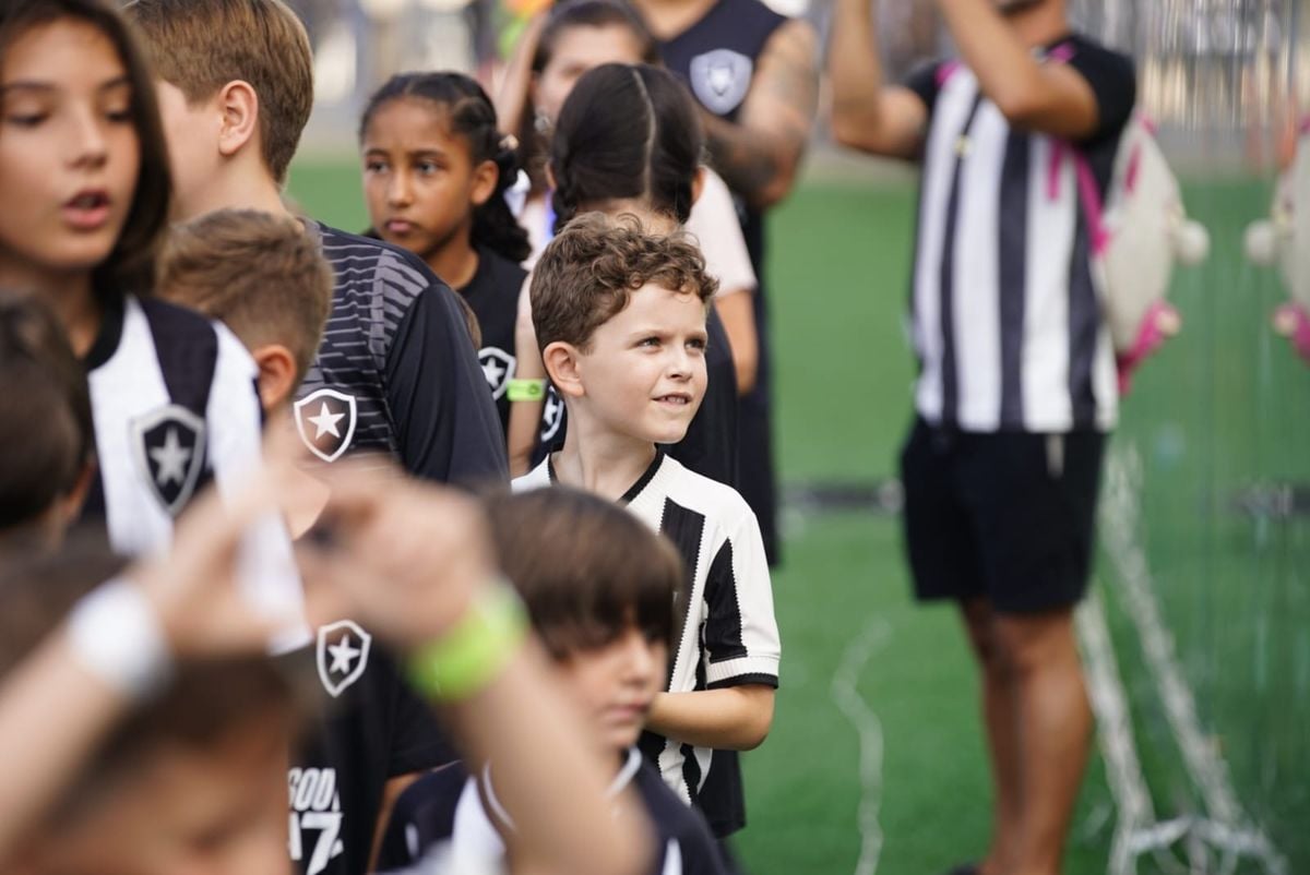 Botafogo e Madureira se enfrentaram no Klebe Andrade na tarde deste domingo (9) por Fernando Madeira