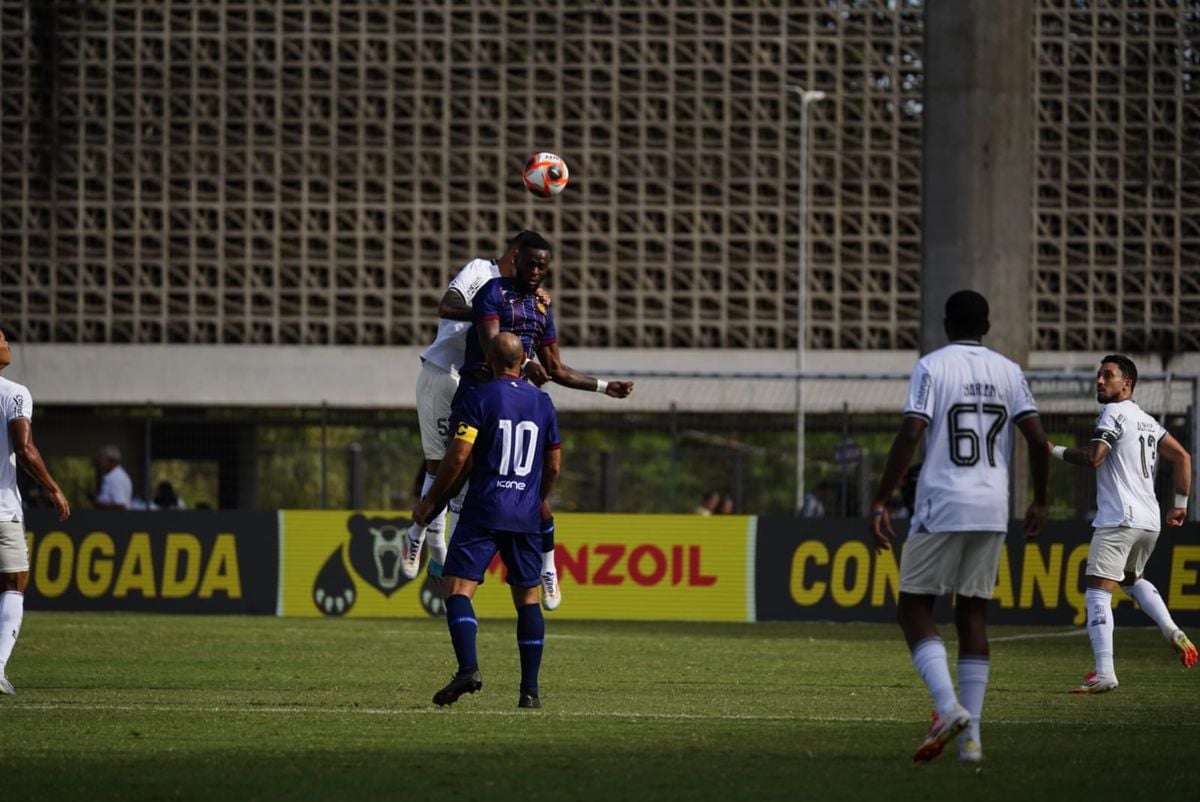 Botafogo e Madureira se enfrentaram no Klebe Andrade na tarde deste domingo (9) por Fernando Madeira