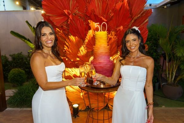 Lauanda Abdala e Márcia Gabriella Mule