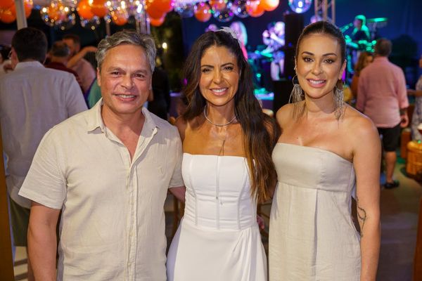 Luciano Bragato, Marcia Gabriela Mule e Emanuelle Rabelo 