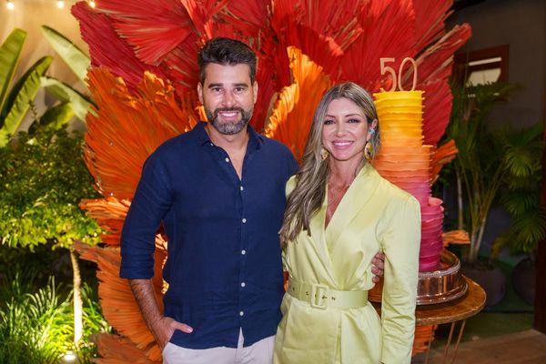 Miguel Dunshee e Caroline Serrão 