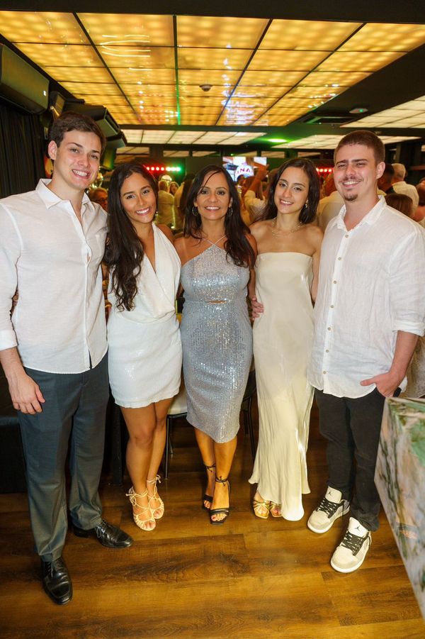 Aniversário de Claudia Mattos 