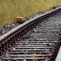 A construção do trecho de 250 km entre Santa Leopoldina e São João da Barra, onde fica o Porto de Açu, no Rio de Janeiro, deve ter repasses feitos pela MRS Logística, Rumo Malha Paulista e Vale