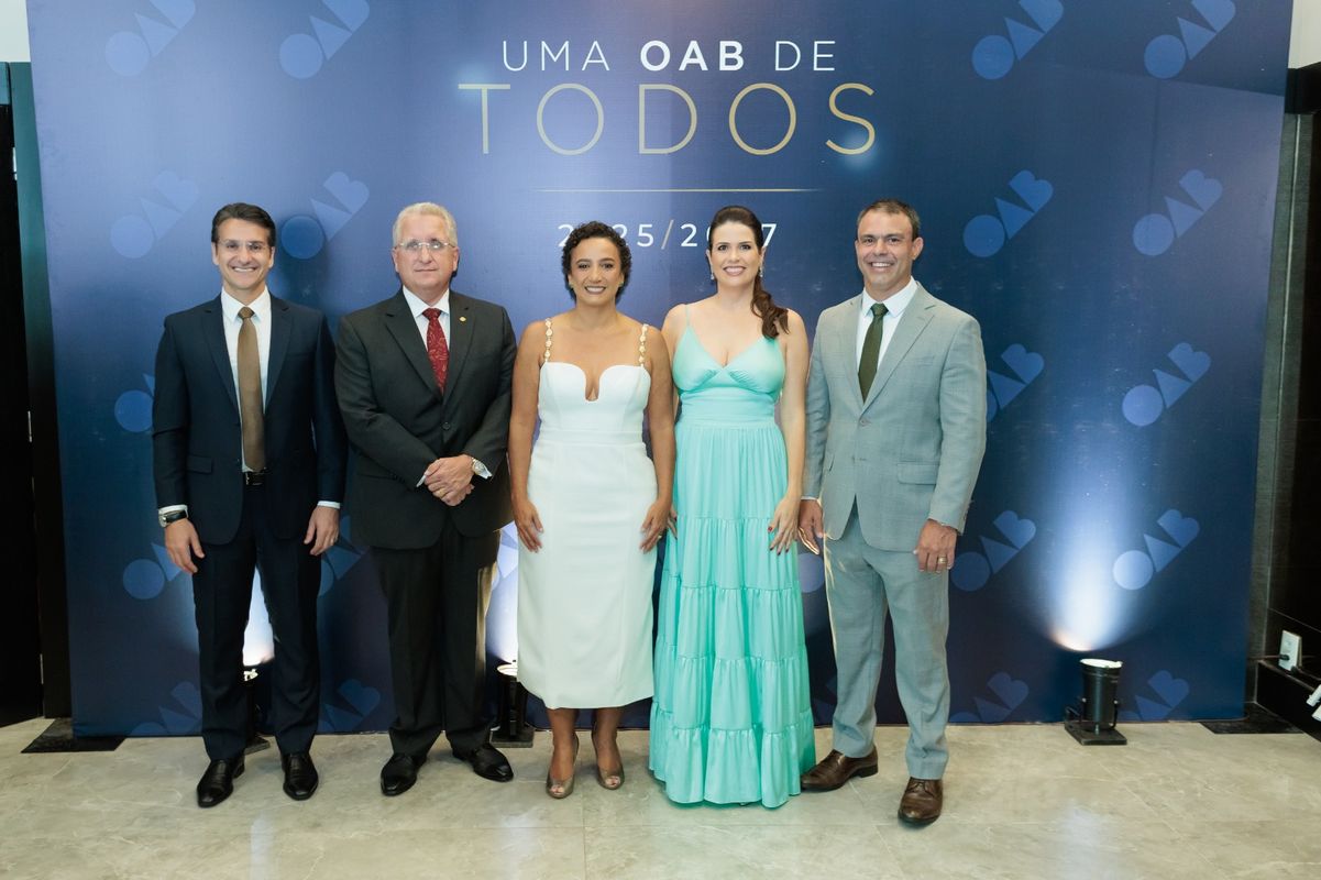 Tesoureiro José Antônio Neffa Júnior, Vice-presidente  Carlos Augusto da Motta Leal, presidente Erica Neves, Secretária-geral adjunta Camila Brunhara Biazati Helal e Secretário-geral Eduardo Santos Sarlo