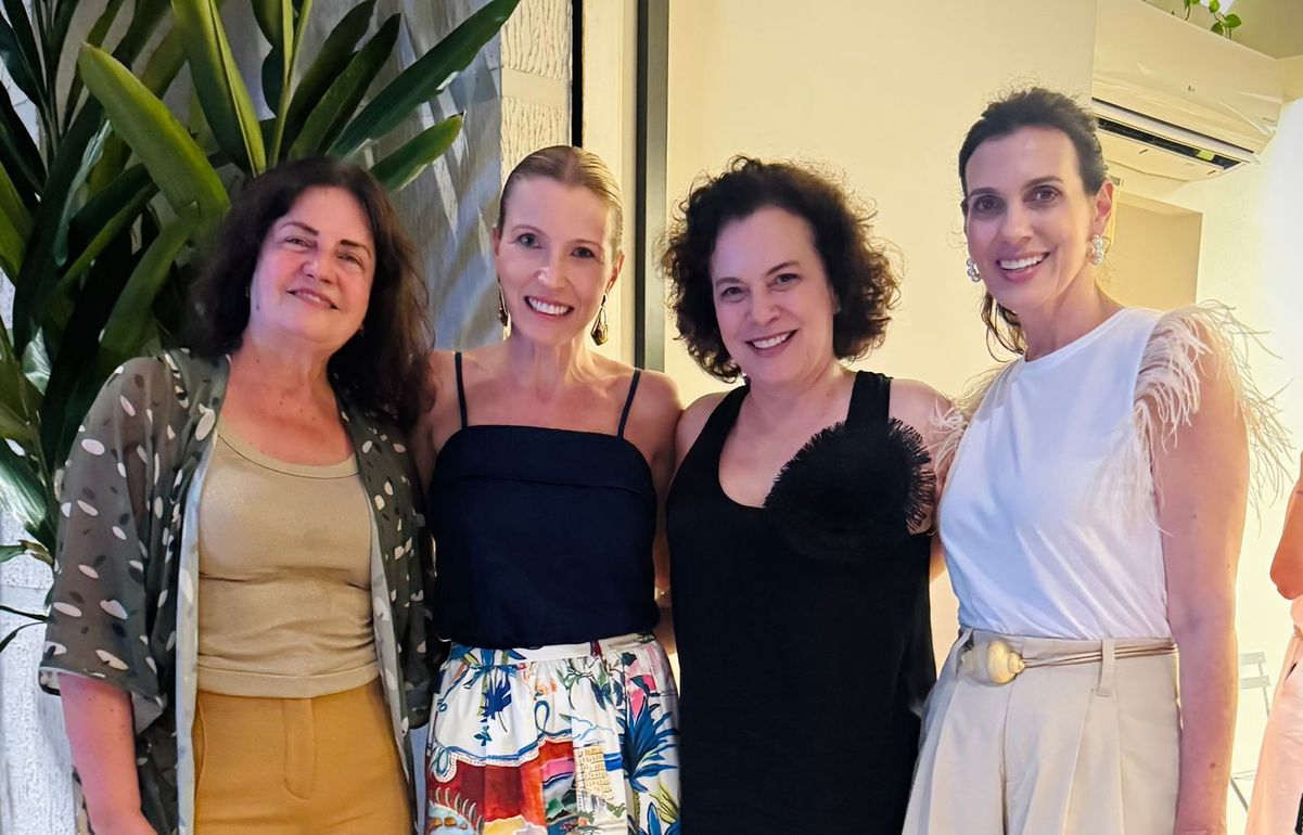 Lucia Helena Peyroton, Alda Libardi,   Carla Stein  e Adriana Stein Varejão