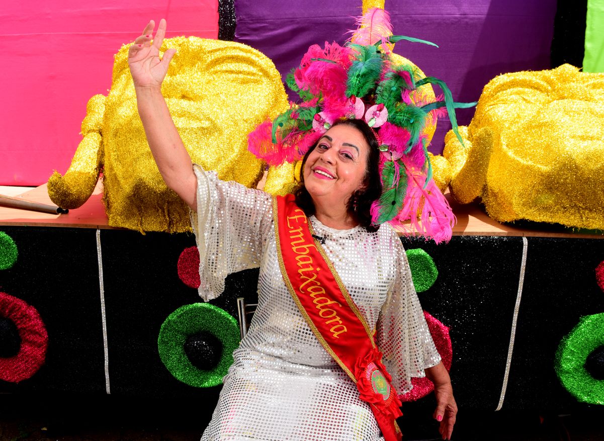 Regina Coutinho - Imperatriz do Forte