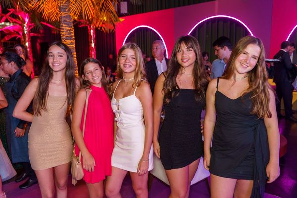 Aniversário de 15 anos de Helena Littig Schueller