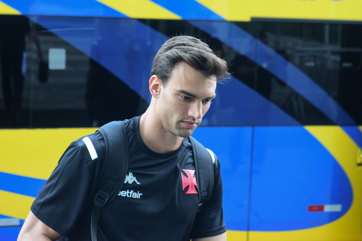 Chegada da equipe do Vasco da Gama no hotel Sheraton em Vitória